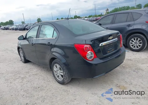 2015 Chevrolet Sonic Lt Auto z USA, uszkodzony, nr VIN 1G1JC5SH5F4146691